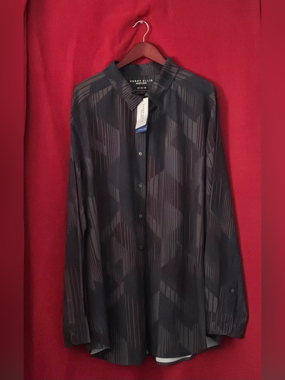 Perry Ellis Black & Charcoal Geometric-Print Button-Up Shirt